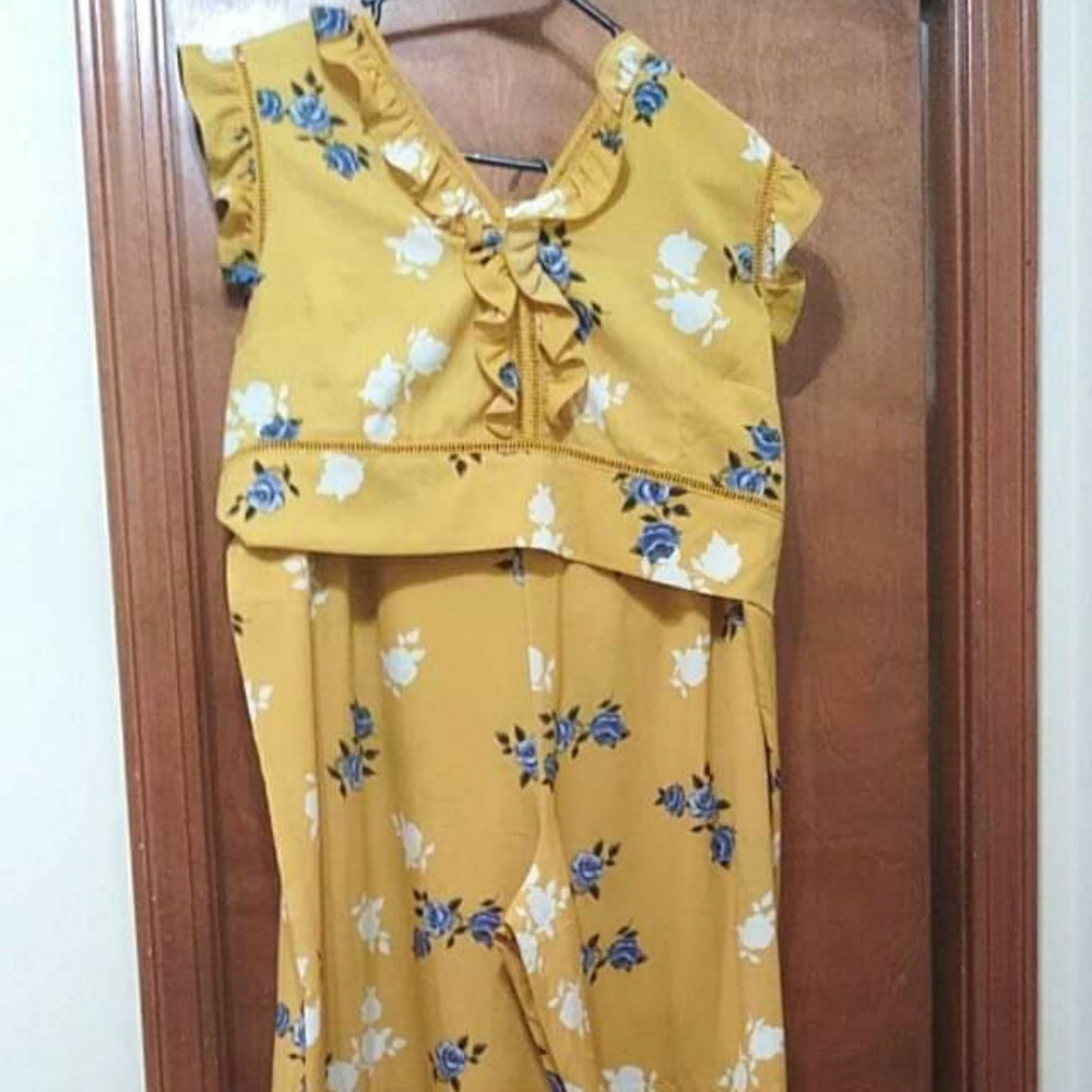 Yellow floral crop top pant set